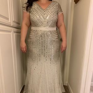 Adrianna Papell Beaded V-Neck Gown - BNWT 20W